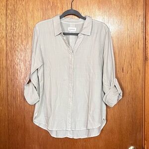 Women's Light Green/sage Button-Up Shirt